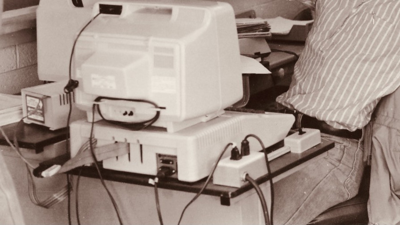 どこよりもお安く良質な品【美品・使用頻度極少・SHARP日本語