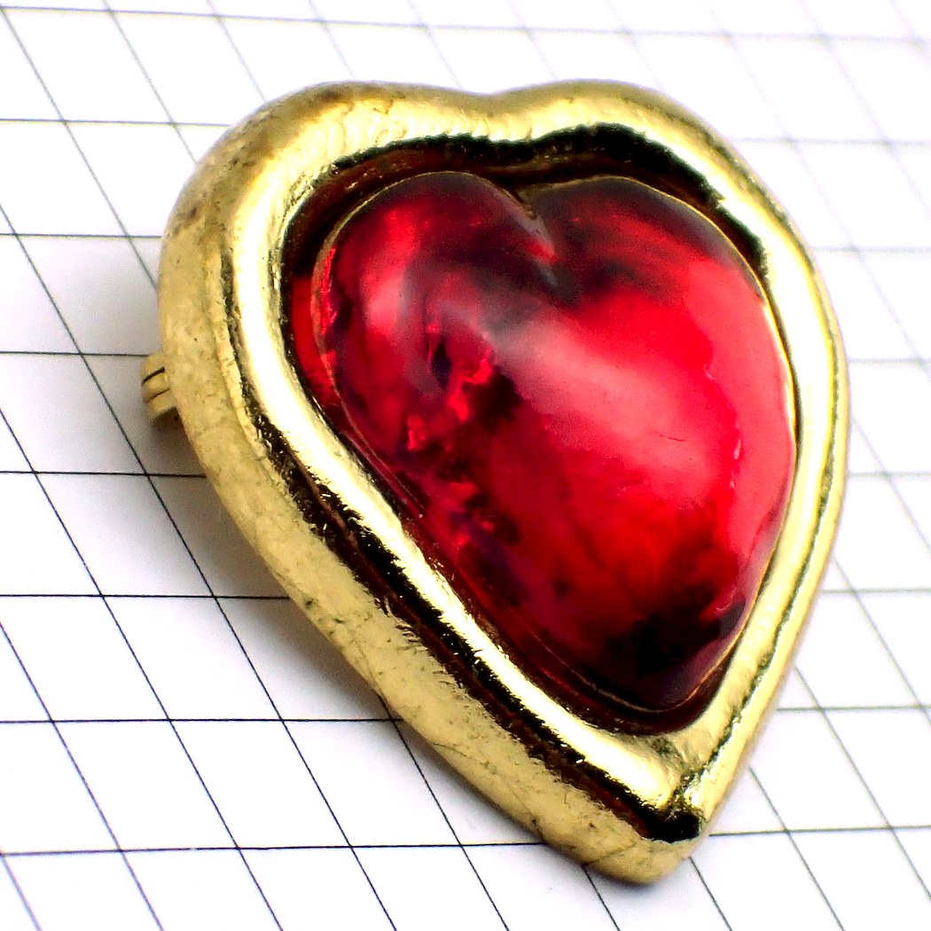 イブサンローラン ブローチ クローバー ハート 【公式通販】