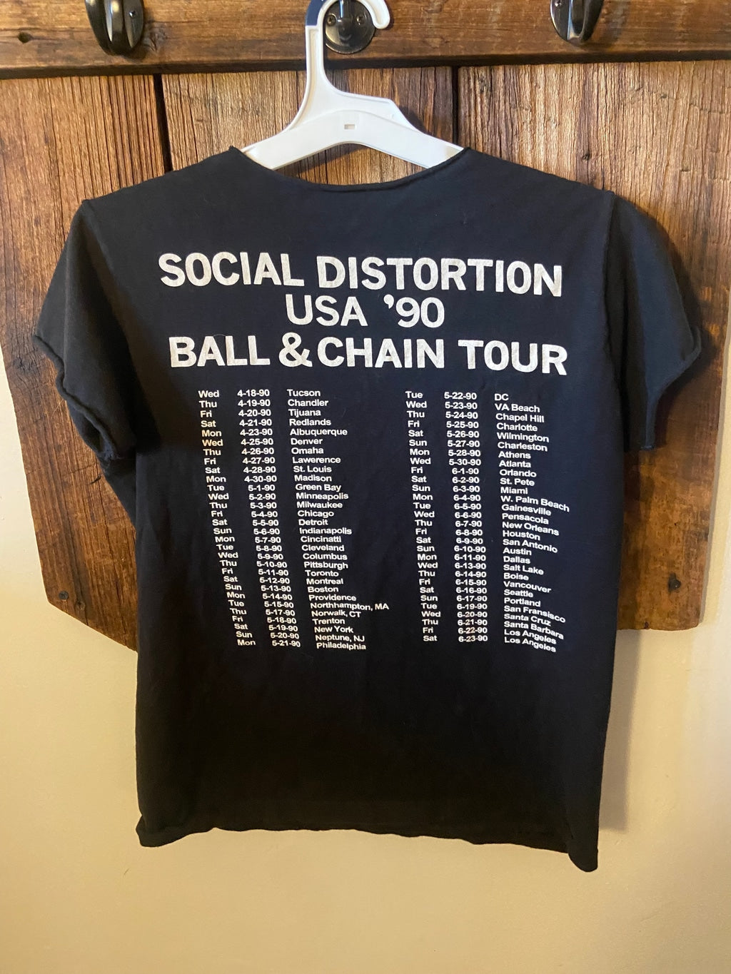 Vintage Men's T-Shirt - Social Distortion 1990 Tour T-Shirt- Black