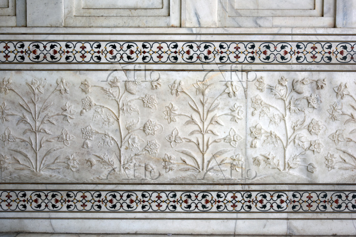 インド タージ・マハル 白大理石の壁面の模様 [67976985]の写真素材