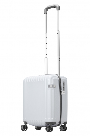 エース株式会社創業80周年記念企画「旅の準備応援セール」で人気スーツ