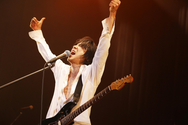 デビュー30周年を迎えるエレファントカシマシが「“LIVE with YOU”」の