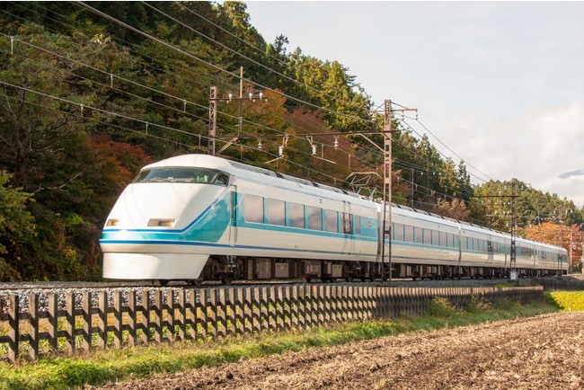 12月5日（日）から100系を、1720系デラックスロマンスカーを