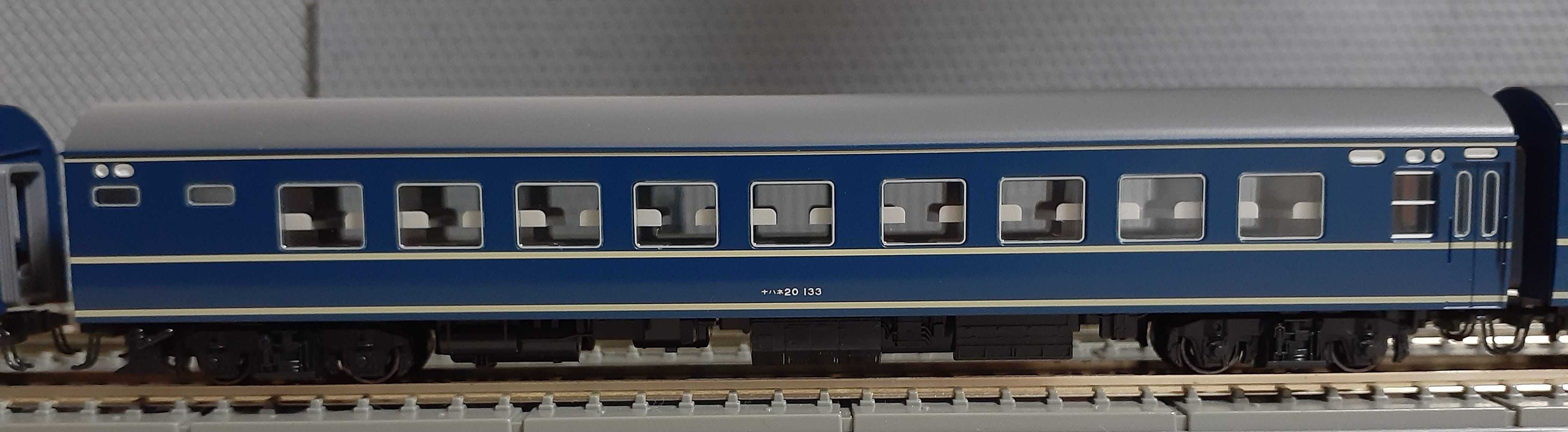 🔴入線 Kato 10-1518 20系寝台特急｢ゆうづる・はくつる｣ 8両基本ｾｯﾄ