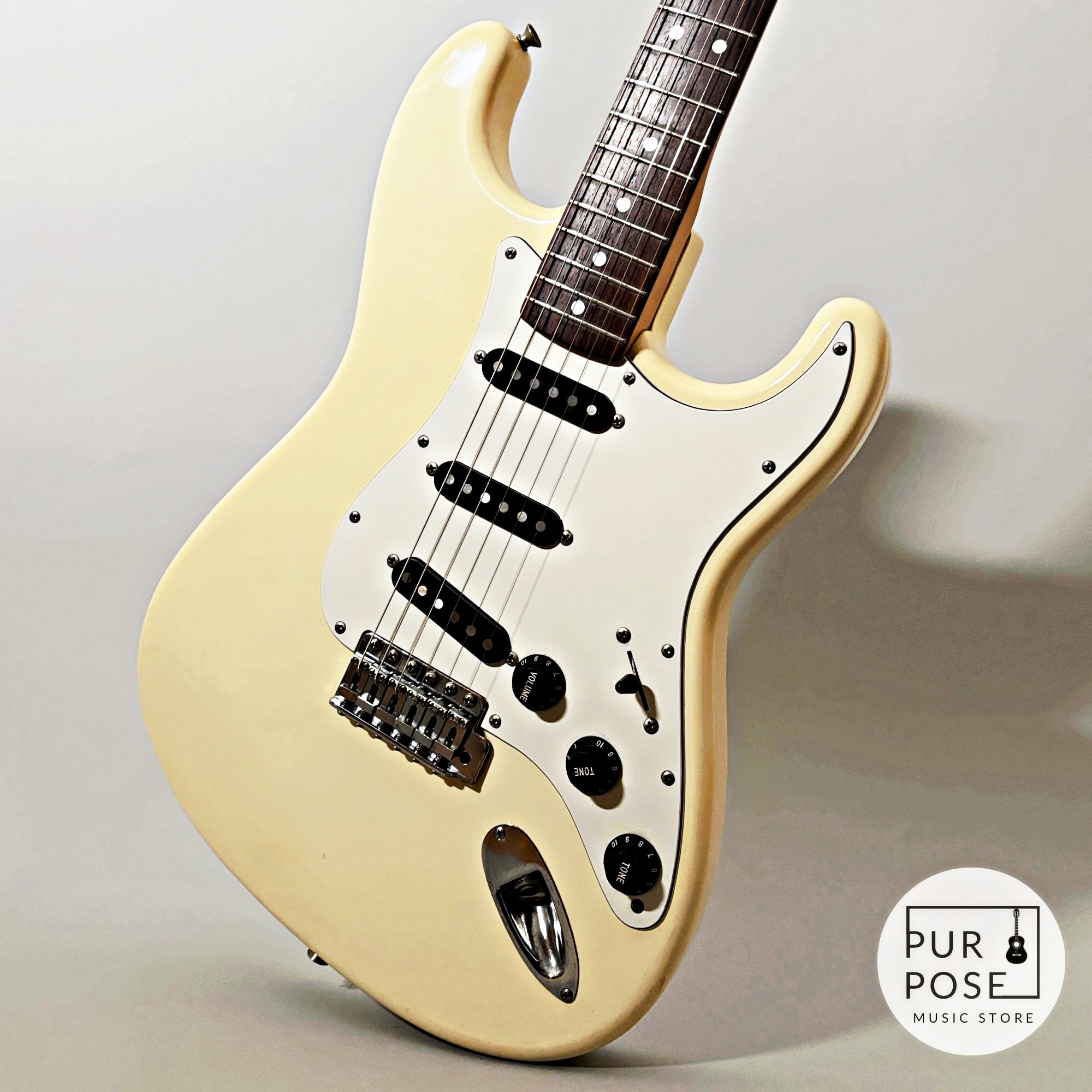 Fender Japan ST-72 フェンダージャパン ストラトキャスター Fender
