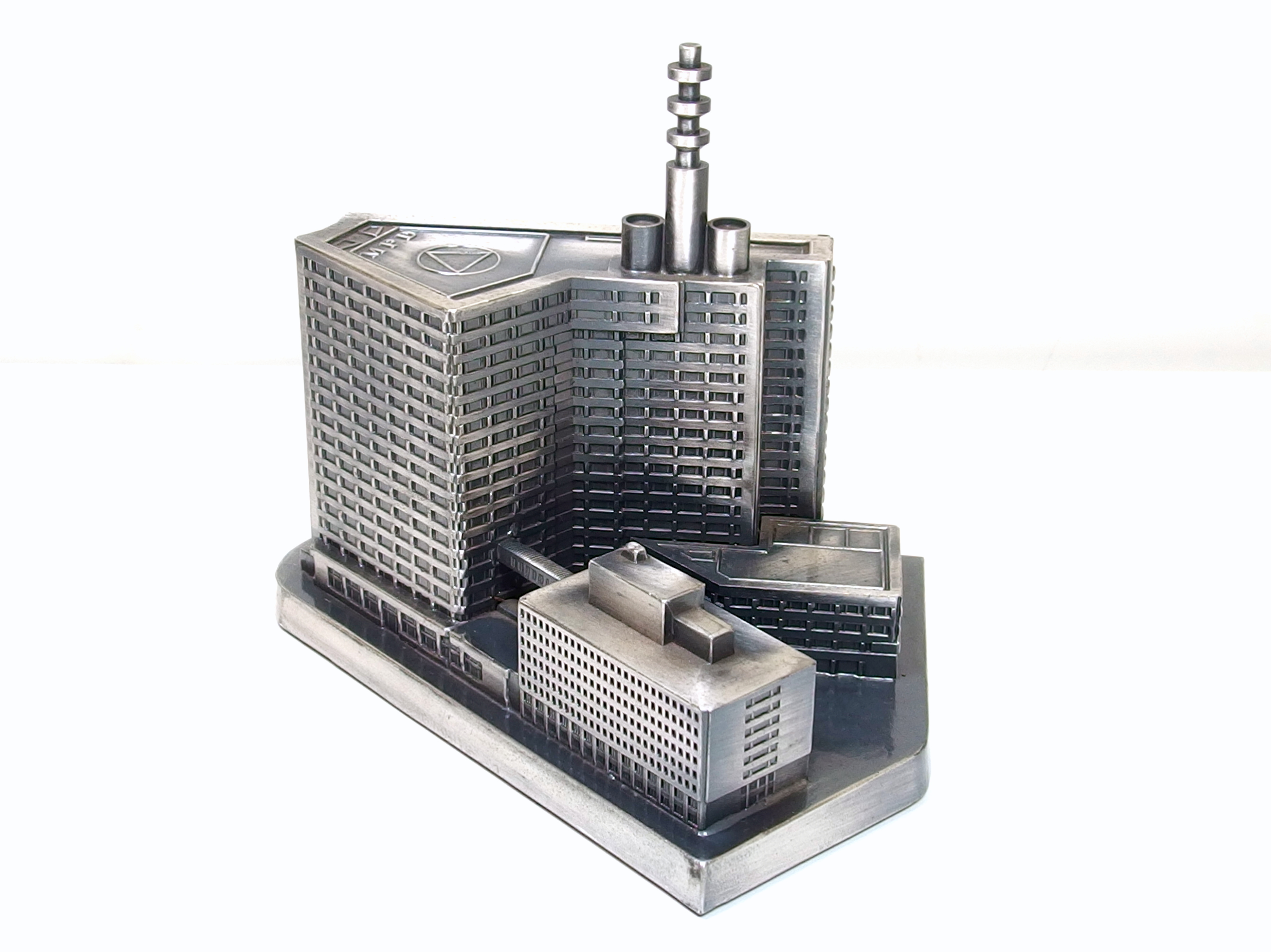 非売品 警察グッズ 警視庁本部庁舎 隊員 放水車 置物☆らくうる中野