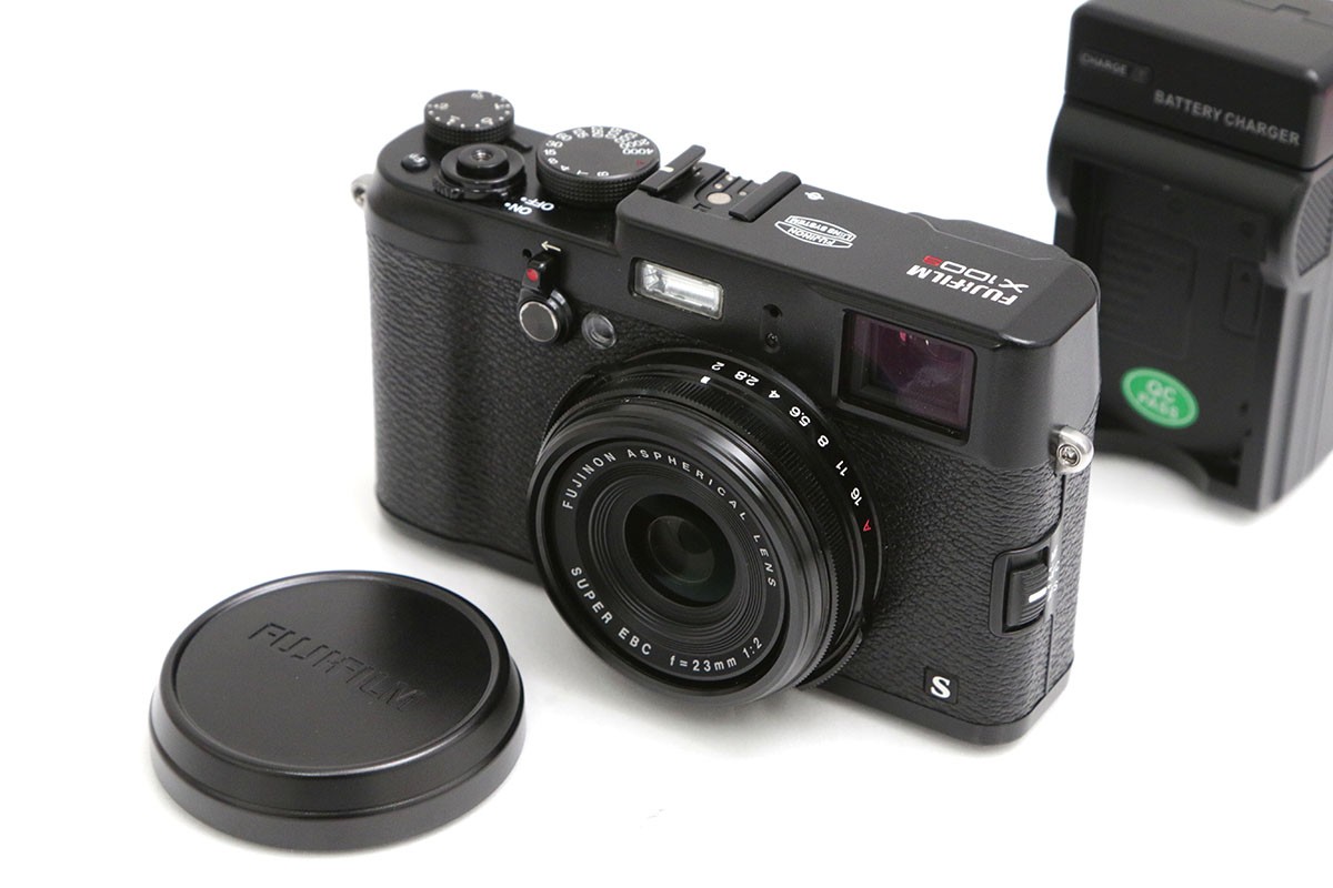 価格.com - 富士フイルム FinePix HS30EXR 純正オプション