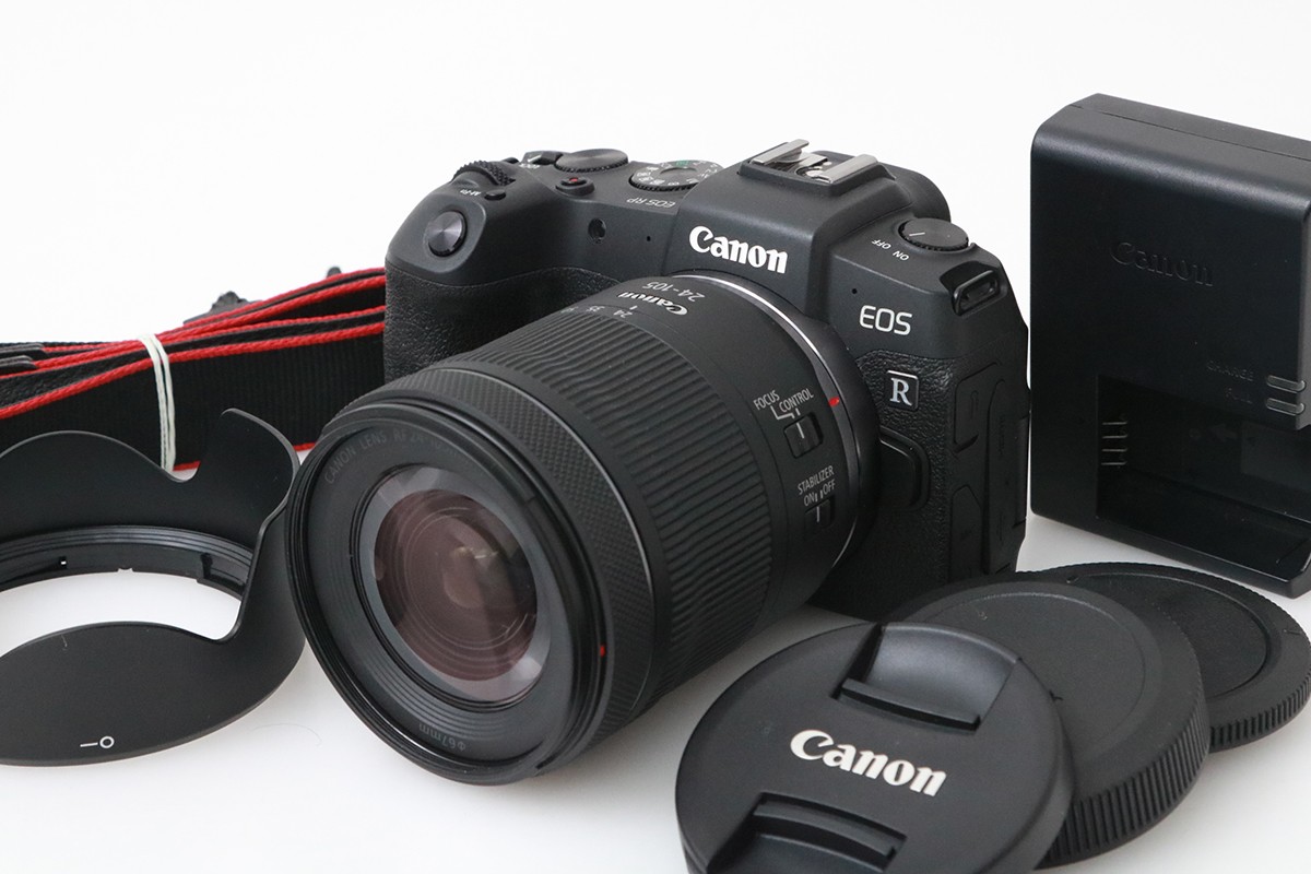 憧れのフルサイズをお手頃価格❣️Canon EOS 6D❣️一眼レフカメラ