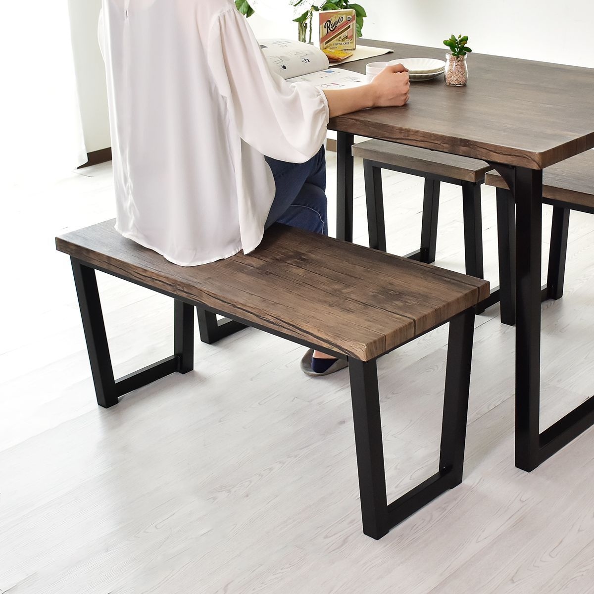 使いやすくおしゃれなカフェ風ダイニングベンチ｜ミルシェ