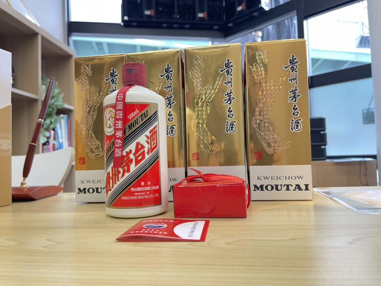 未開栓 グラス2客付】【中国酒 貴州茅台酒 マオタイ酒 500ml 53% 2016】