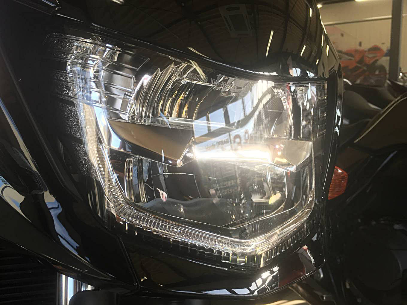 cb400sb ヘッドライトユニット