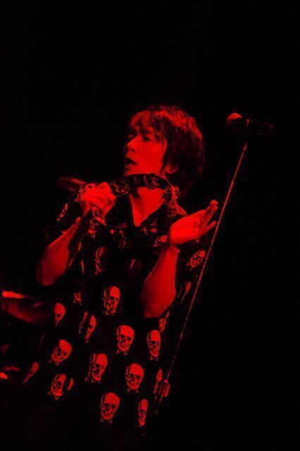 吉井和哉＠日本武道館 2015.12.28 邦楽ライブレポート｜音楽情報サイト