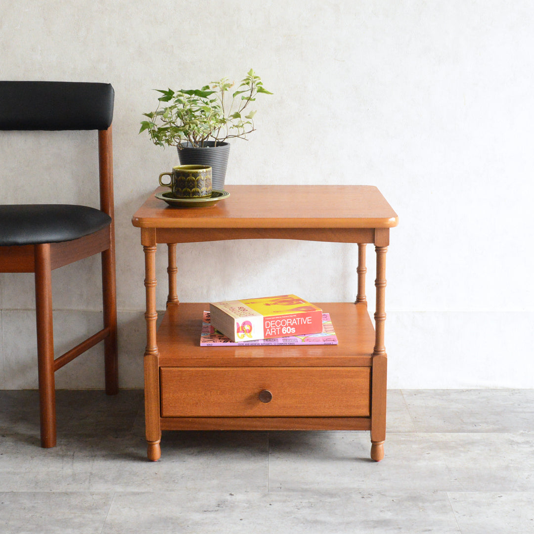 ヴィンテージ サイドテーブル ドロワーベッドサイドテーブル 剥離