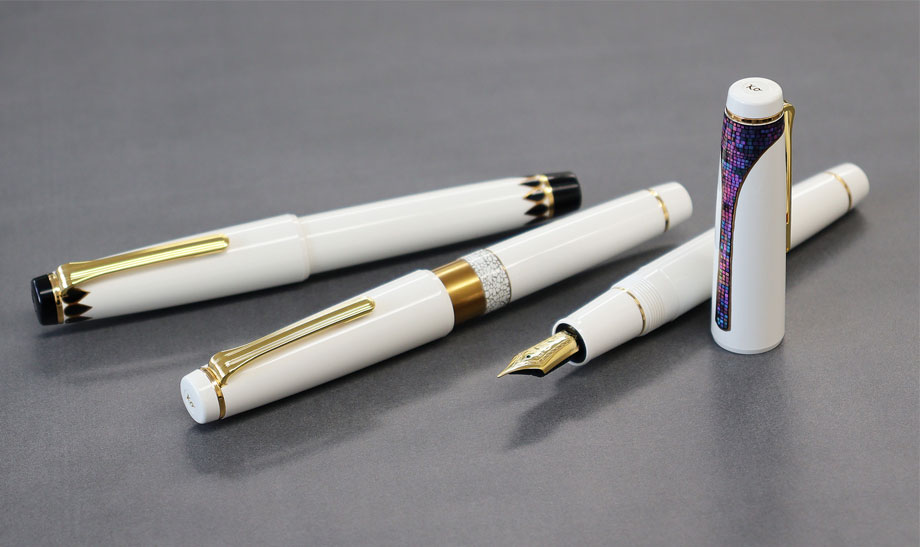 香仙 万年筆 花柄デザイン