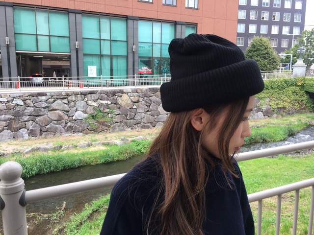 Edwina Horl(エドウィナホール)』アクリルウールニットキャップ この