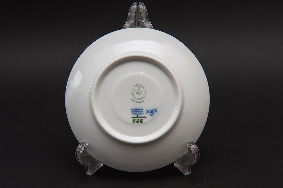ロイヤル・コペンハーゲン ブルーフルーテッド ハーフレース デミタス