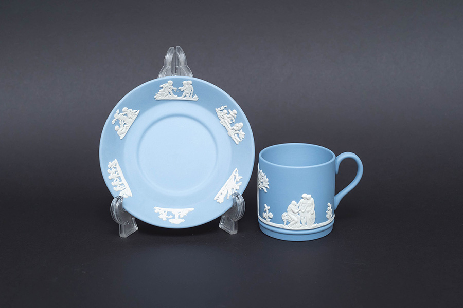ウェッジウッド ジャスパー（ペールブルー） デミタスカップ＆ソーサー