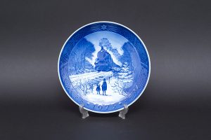 ロイヤル・コペンハーゲン イヤープレート（2000年）『Trimming the