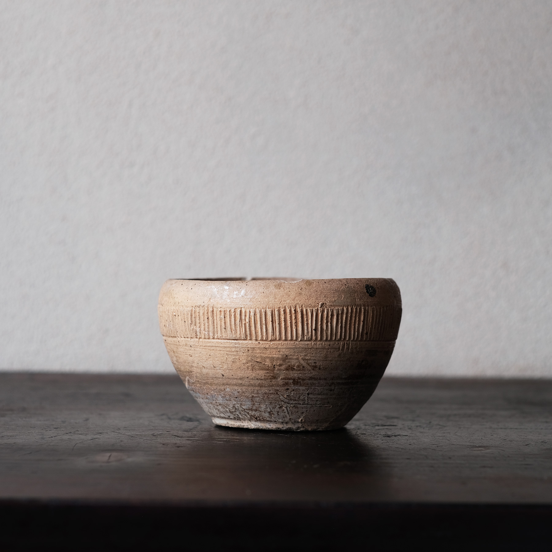 戦国 灰釉刻文碗 | 骨董と詩学 Antique & Poetics | 蛇韻律