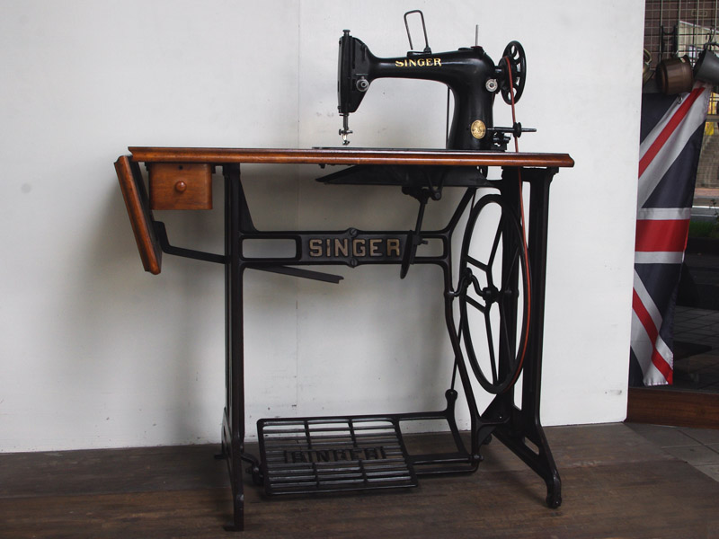 JACK TSUGAMI職業用足踏みミシン鉄脚 大型 テーブルに！ JACK様専用