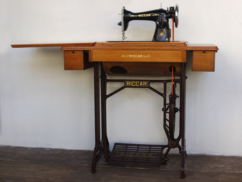 No.512 RICCAR リッカー製 家庭用足踏みミシン：アンティークミシン