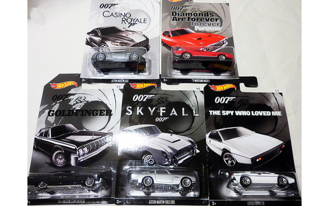 ホットウィール 007ボンドカー・ミニカーコレクション（12台入りBOX