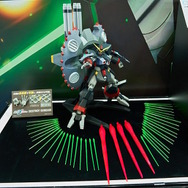 HG デストロイガンダム」待望のガンプラ化！全高約390mmもの大迫力