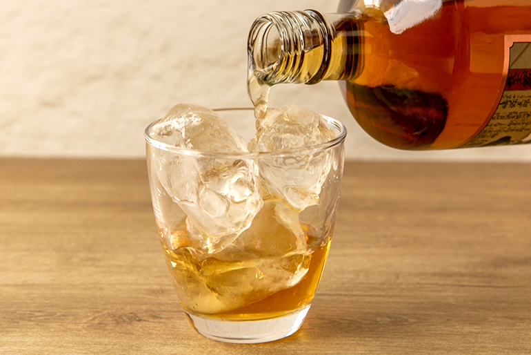 新潟直送計画】越ノ忍 ピュアモルトウイスキー – 新潟麦酒 株式会社