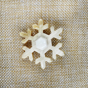 水牛角ブローチ 雪の結晶 小 – Zenma