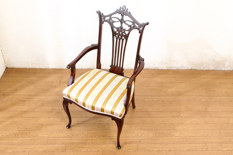 エドワーディアン マホガニー カーバーアームチェア｜アンティーク家具