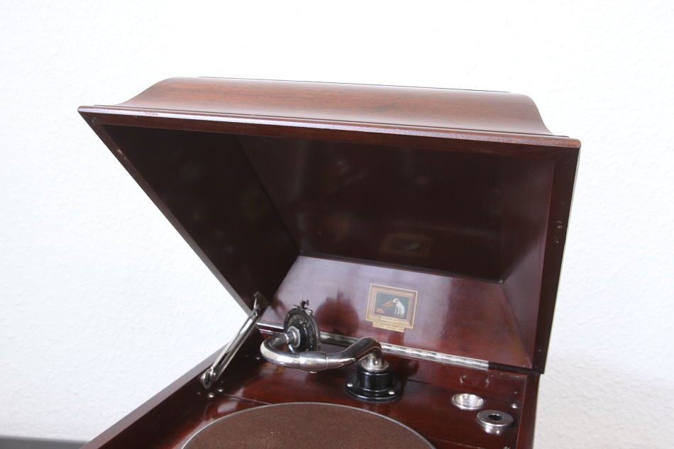 英グラモフォン社正規品のHMVグラモフォン(蓄音器)Model103