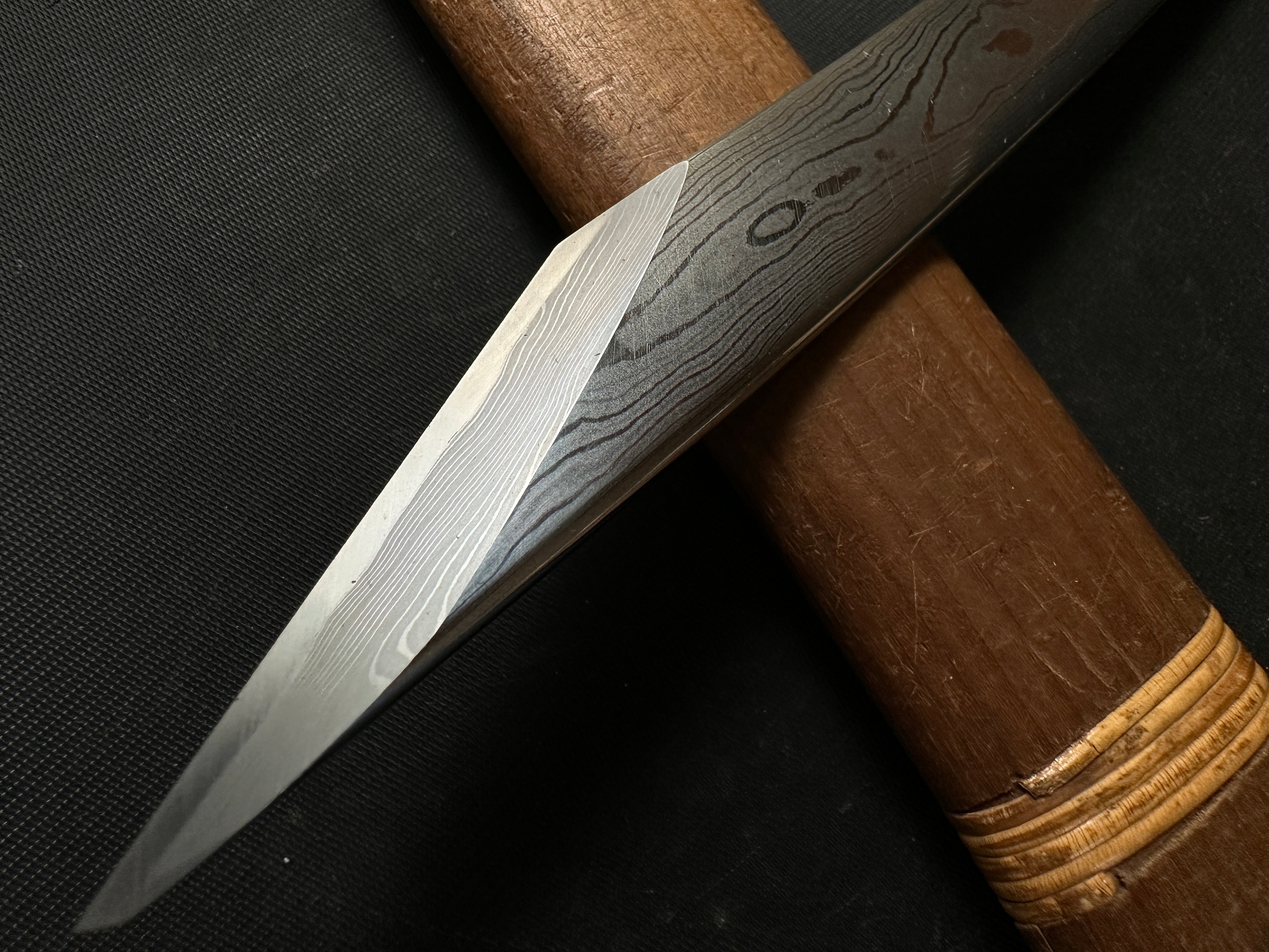 小箱 煙草入 義正刀 生駒製 銀製 小物入れ 金工 片切り彫り ニワトリ