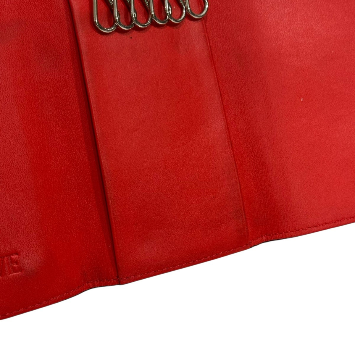 LOEWE(ロエベ) リピートアナグラムキーケース レッド｜【公式