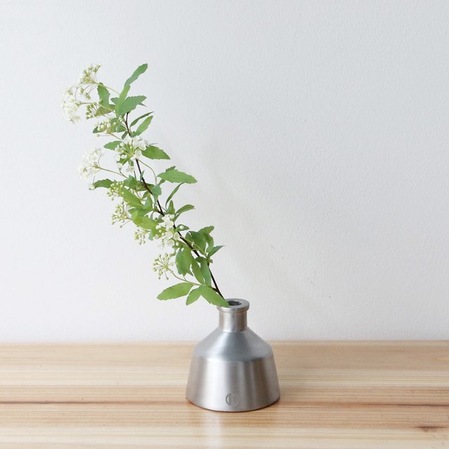 一輪挿し 花瓶 フラワーベース アルミ 小さい おしゃれ Alx Vase Kaku