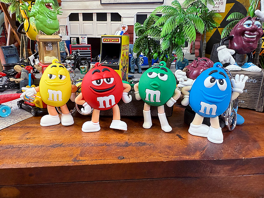 M&M's PVCフィギュア キーホルダー （4体セット） □ アメリカン雑貨