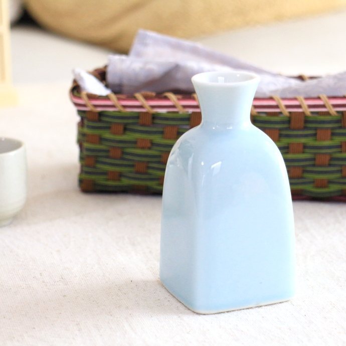 青磁のシンプル角花瓶 フラワーベース 花瓶 花器 一輪差し フラワー