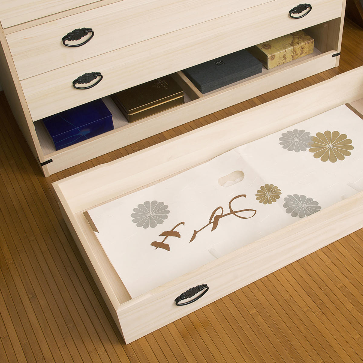 桐たんす 着物用 6段 桐タンス 台輪あり 日本製 幅99cm （ 桐箪笥 収納