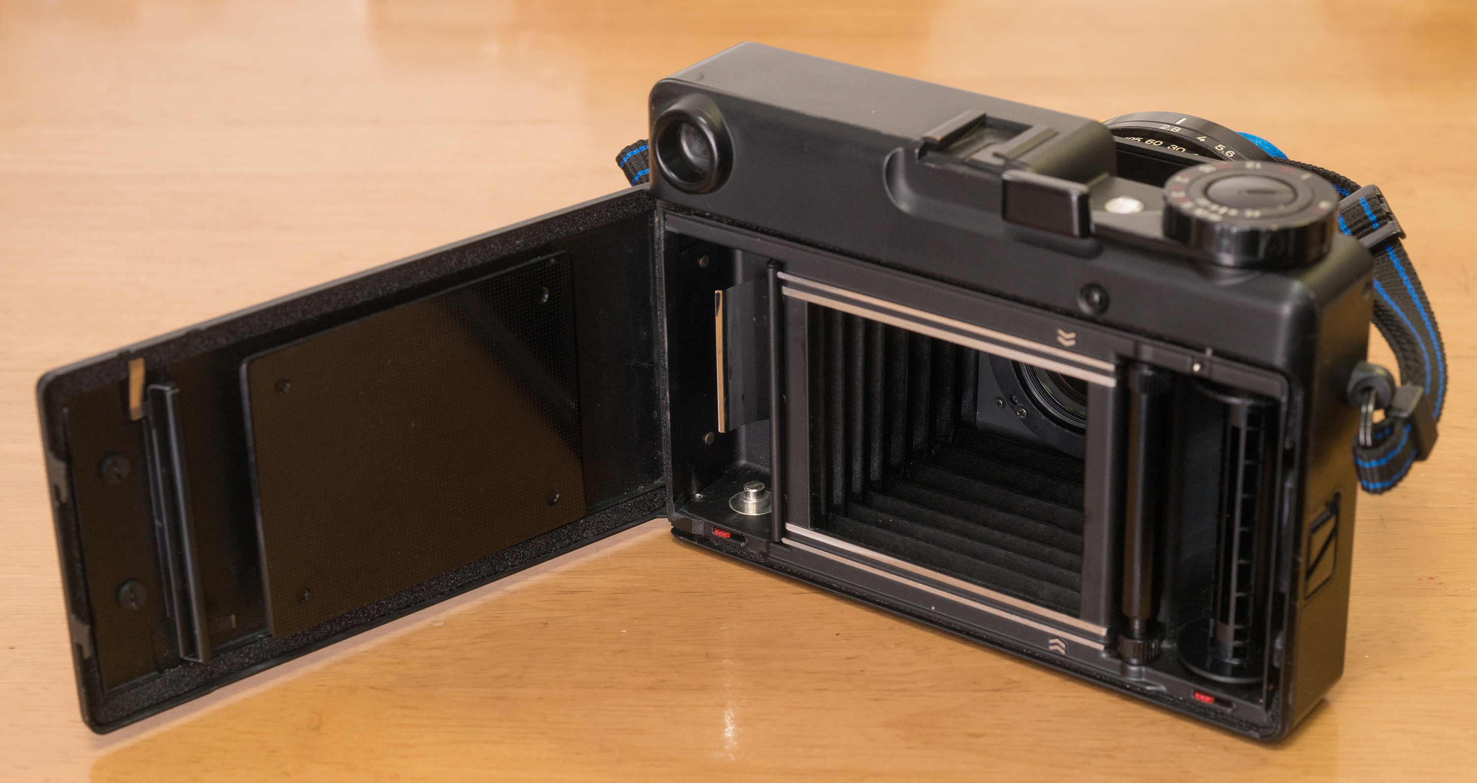 プラウベルマキナ67 Plaubel Makina 67 – FLASHBACK CAMERA