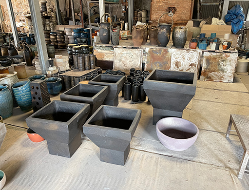 伝統を創る新しいカタチ 信楽火鉢｜シガラキ創陶社