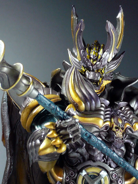 バンダイ VOL.6 EQUIP&PROP キバ＆駆音ペンダント