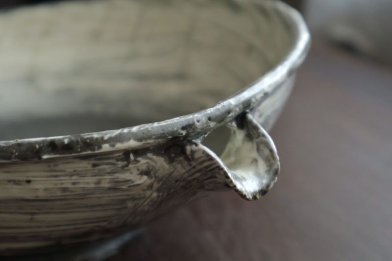 刷毛目 片口鉢 / 額賀円也 - うつわと暮らしの道具 sizuku