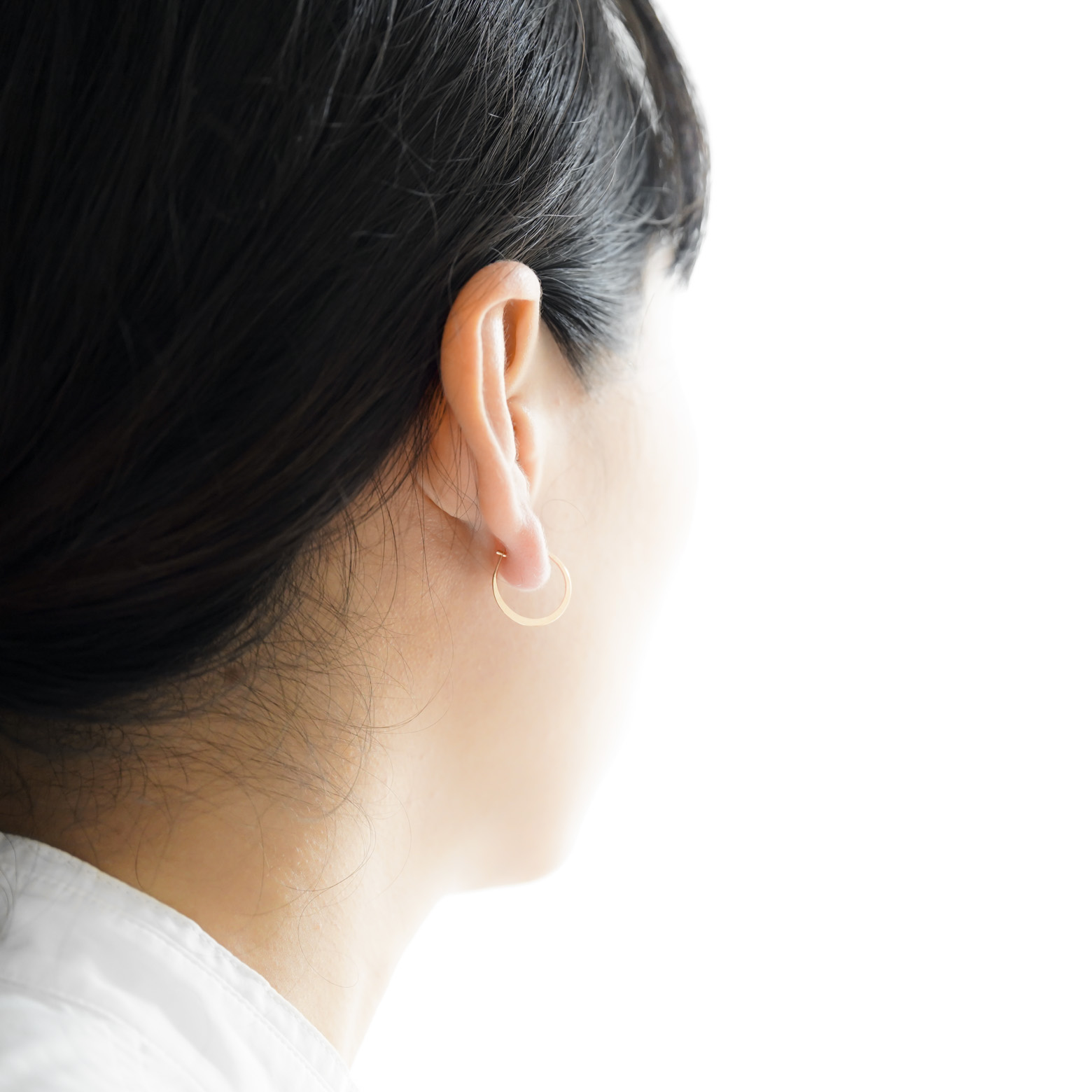 Small Round Hoops (Melissa Joy Manning) - SOURCE objects（ソウス