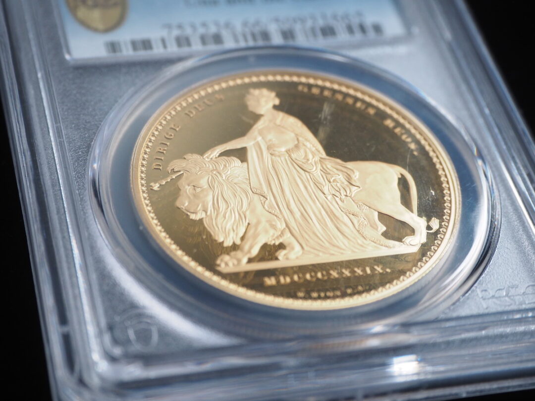 2013年ジョージ王子洗礼記念5ポンド金貨 NGC PF70UC - ソブリンハブ