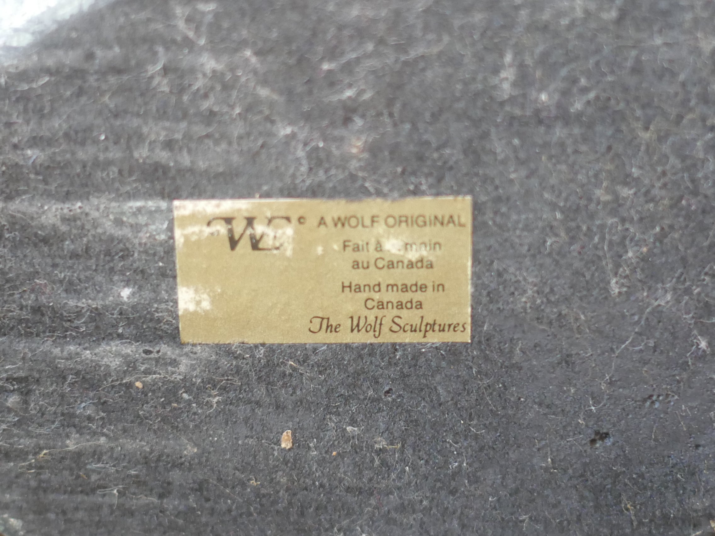 WE A WOLF ORIGINAL【イヌイット親子と犬】The wolf sculptures