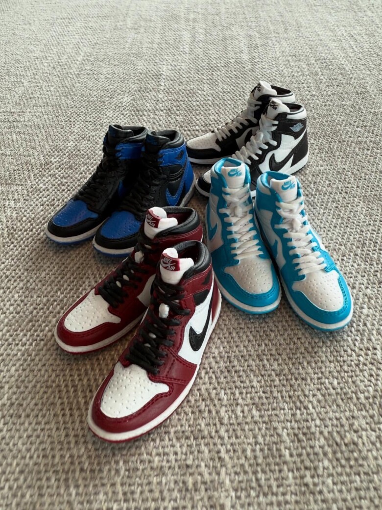 ガシャポン × NIKE AIR JORDAN 1 HIGH 85 ミニチュアコレクション 8月7