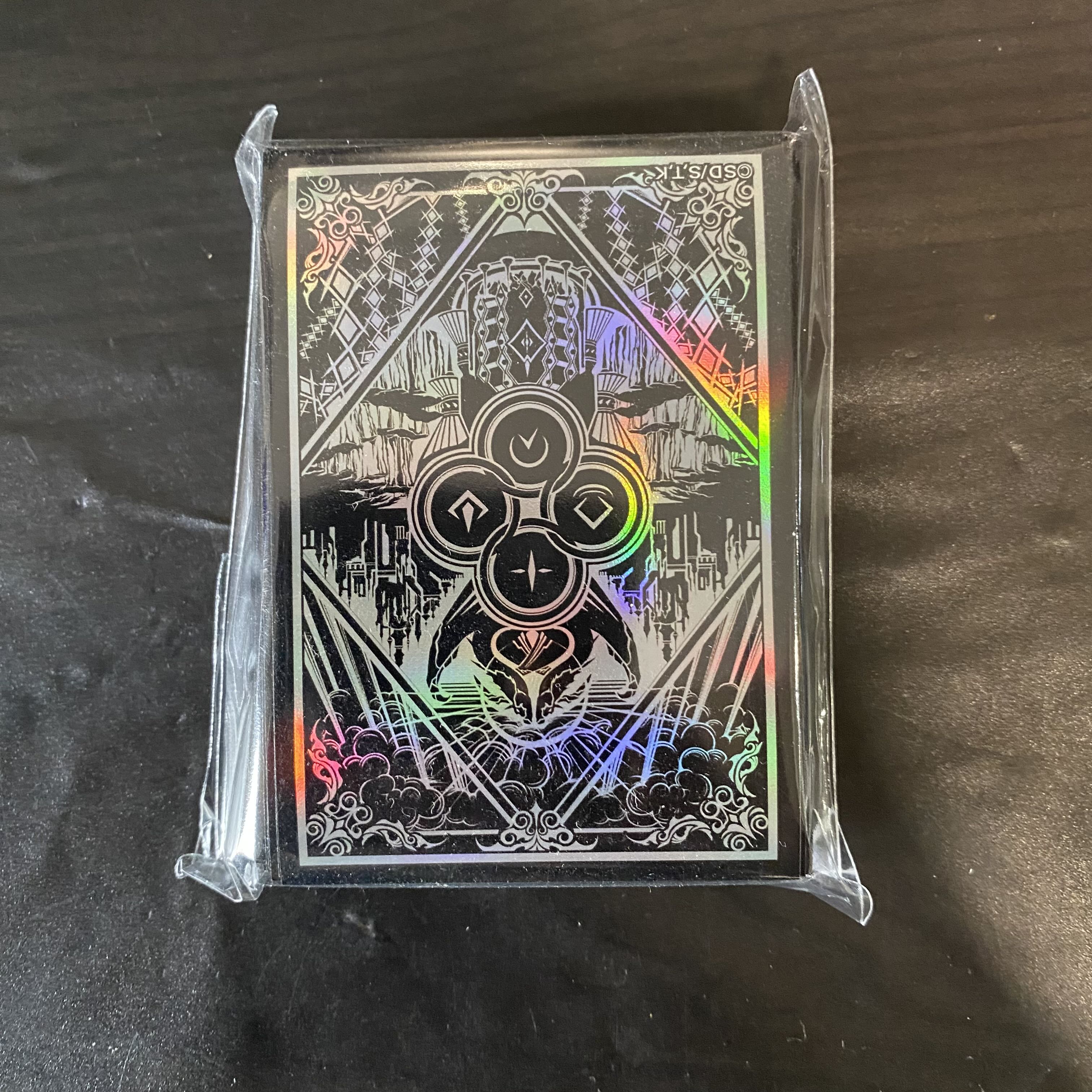 遊戯王 新品未開封 ニューロン スリーブ 白の物語 ドラグマ 遊戯王