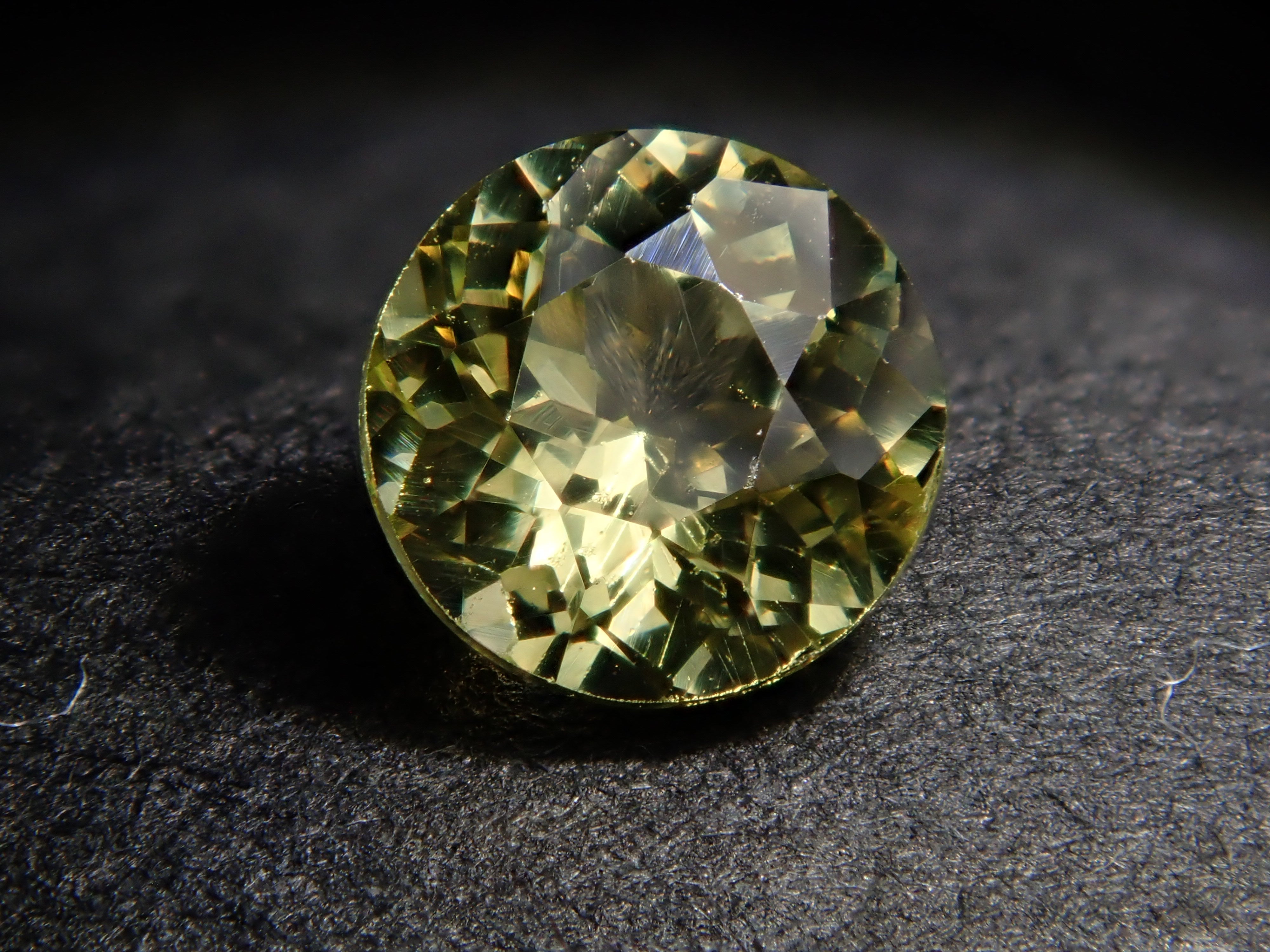 マリ共和国産】マリガーネット原石(グランダイト) マリ共和国産】マリ