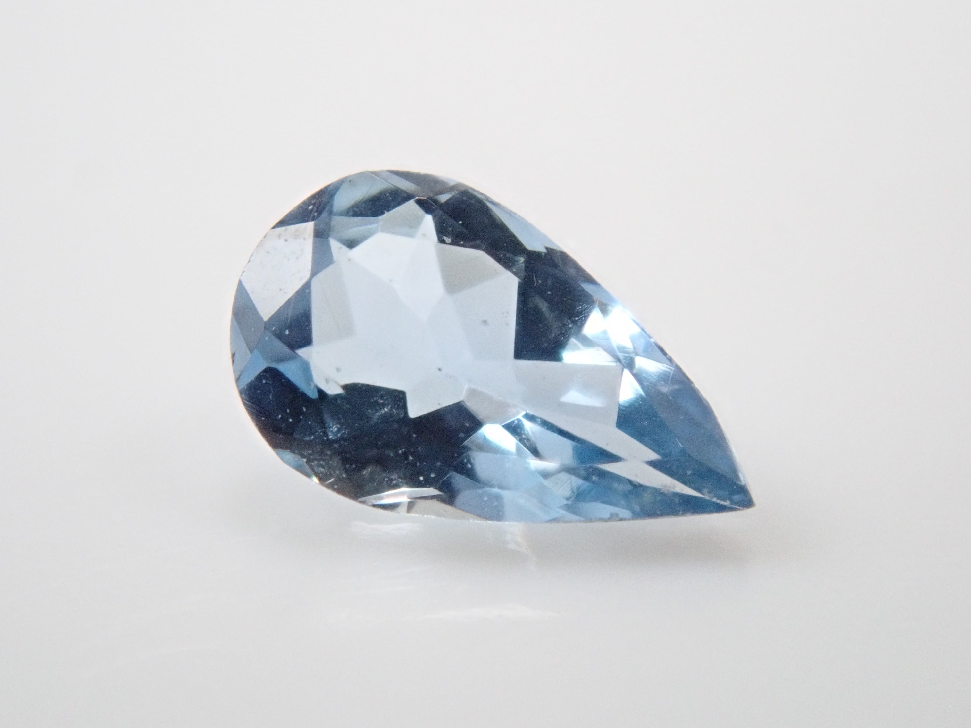 ブラジル産サンタマリアアクアマリン 0.161ctルース