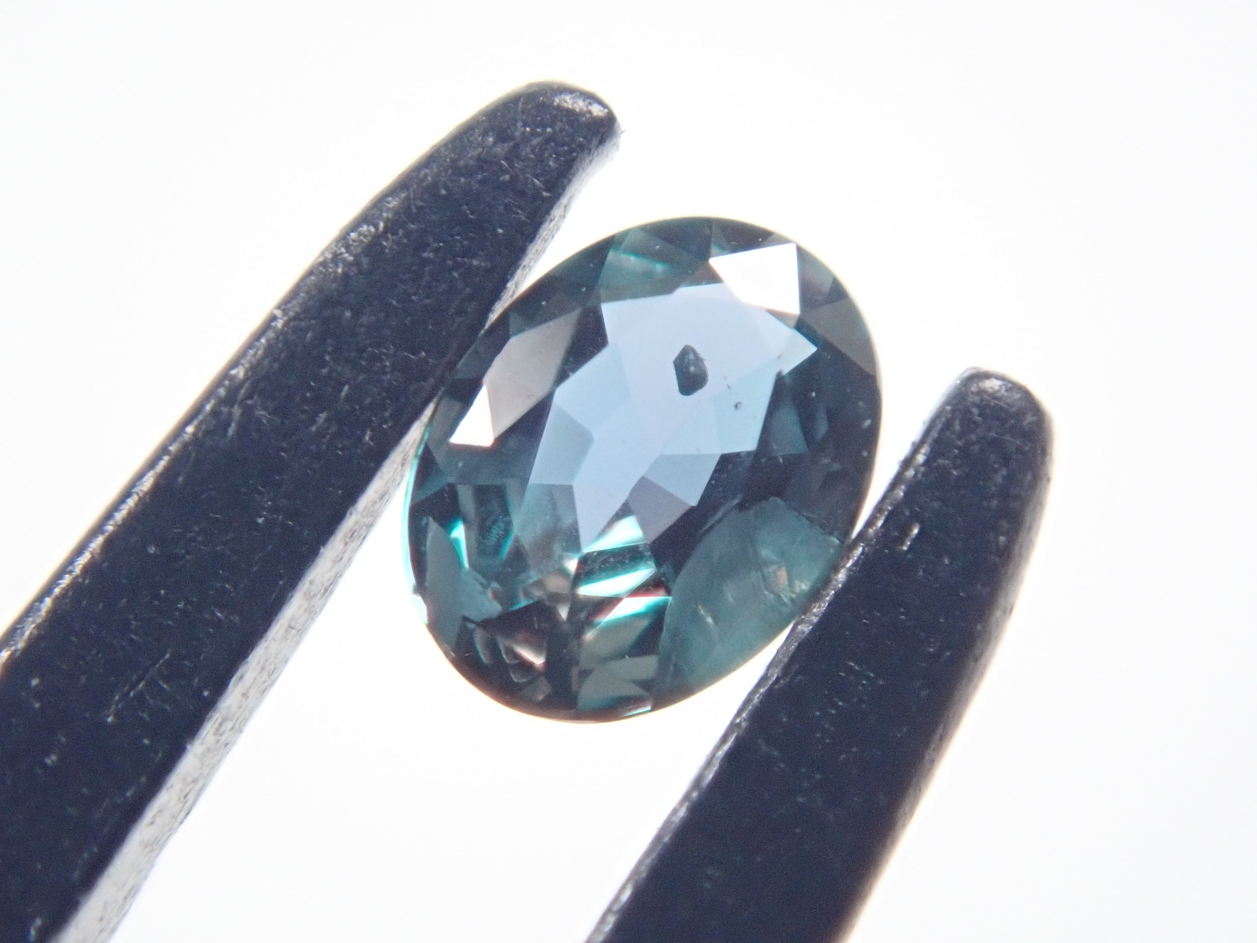 ブラジル産アレキサンドライト 0.099ctルース