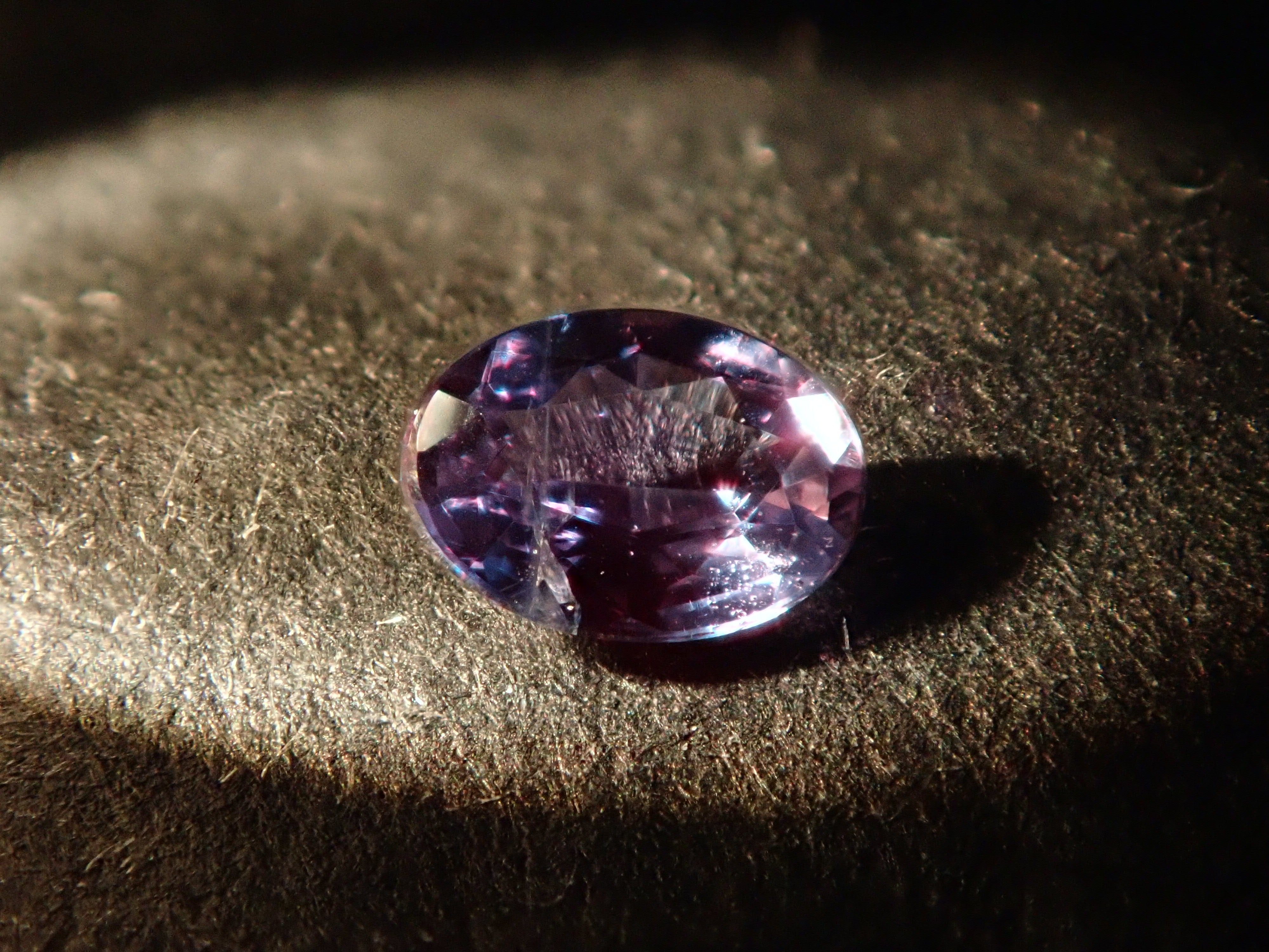 ブラジル産アレキサンドライト 0.073ctルース